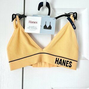 Hanes Wire Free Seemless Rib Triangle Bra in Yellow, XS BRAND NEW NWT Adjustable